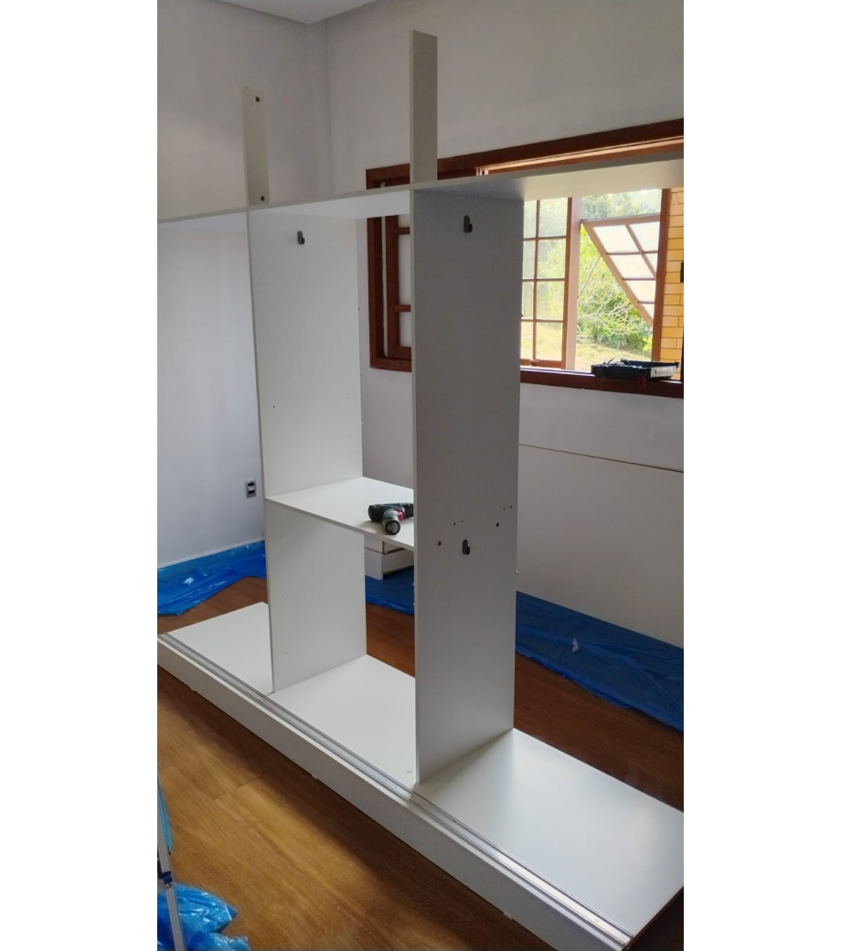montagem guarda roupa 1